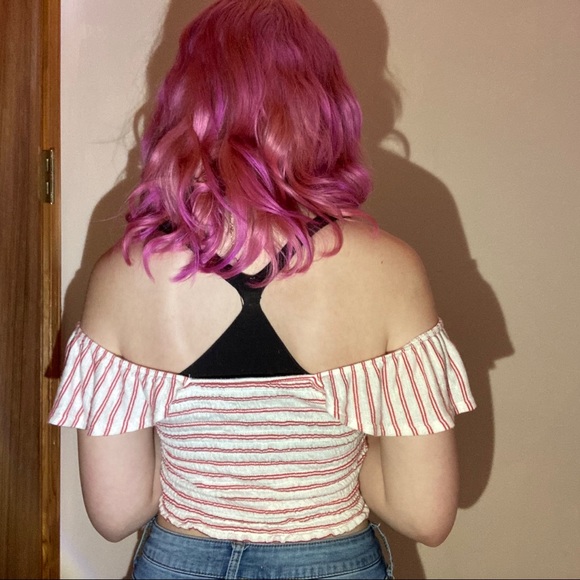 white red off shoulder ruffle strap tank crop top - Picture 2 of 2